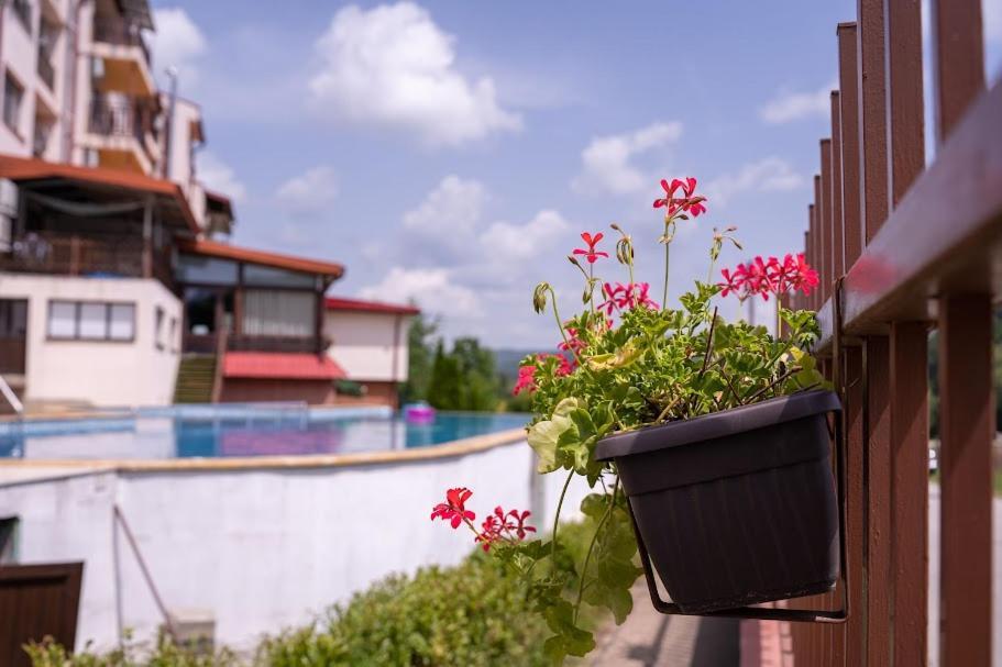 Tryavna Lake Hotel & Spa Zewnętrze zdjęcie